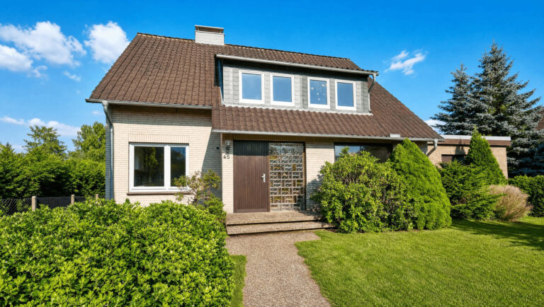 Mehr als nur ein Haus – Einfamilienhaus mit zusätzlichem Baugrundstück